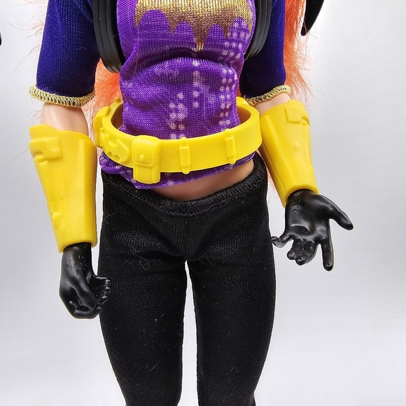 DC Comics Super Hero Girls Batgirl 12 inch Action Doll - Picture 4 of 6